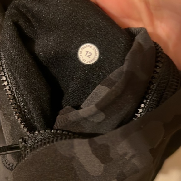 Lululemon Hooded Define Jacket Incognito Camo Gator Green ICMI LW4BCJS - Picture 5 of 7